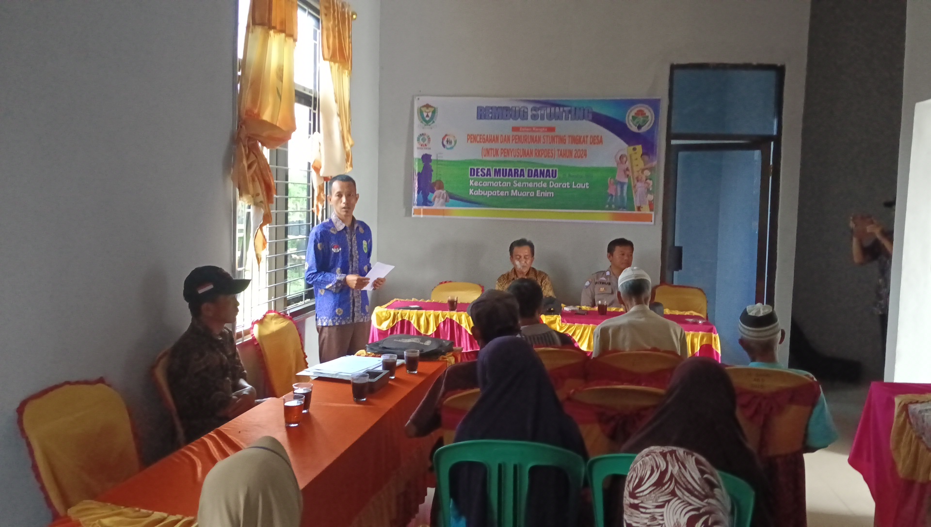 BANTUAN LANGSUNG TUNAI BLT DANA DESA MUARA DANAU TAHAP S D KETIGA